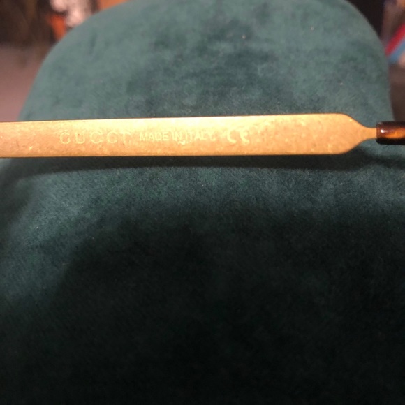 Authentic designer Gucci women’s sunglasses - Picture 7 of 10